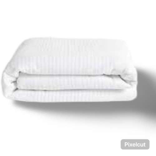 محافظ تشکی که معرفی میکنیم طراحی شده تا تشک شما رو در برابر رطوبت، لکهها و حساسیتهای پوستی کاملاً ایمن نگه داره. با بافت نرم و قابل شستشو، تجربه یک خواب آرام و تخت همیشهتمیز رو براتون فراهم